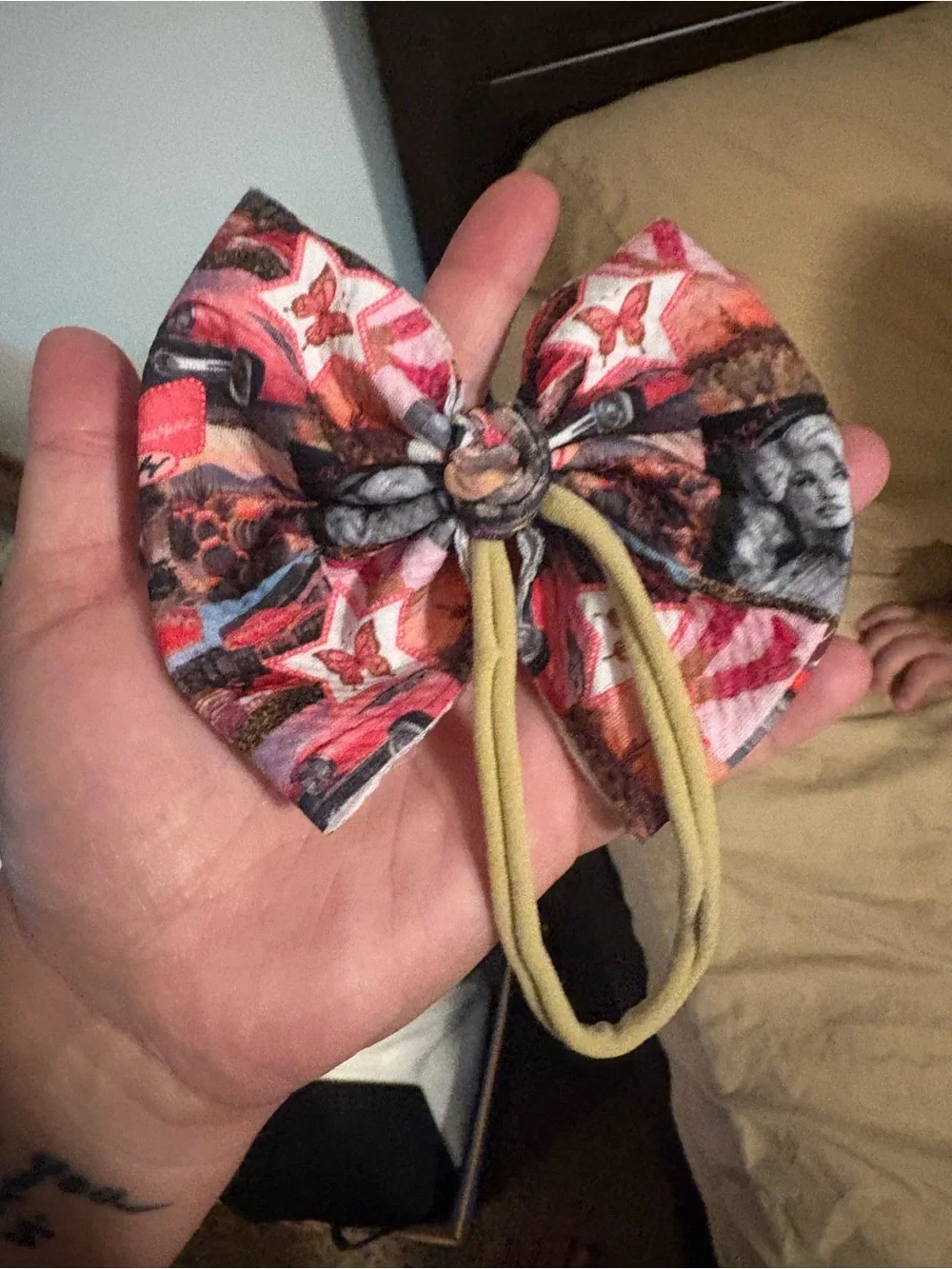 Dolly Parton Baby Bow Nylon Style